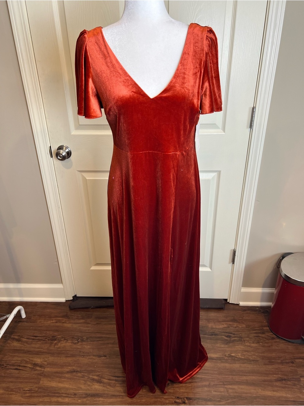 New birdie grey Hannah velvet burnt orange Elegant Velvet Maxi Dress medium